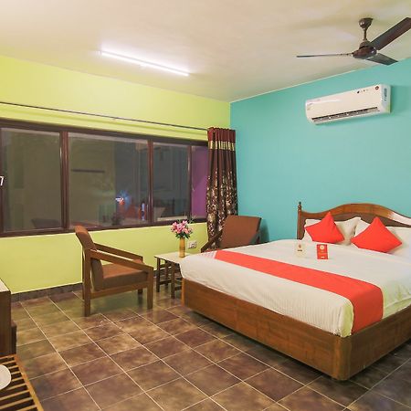 ויסאקפאטנם Oyo 10709 Hotel Sbt מראה חיצוני תמונה
