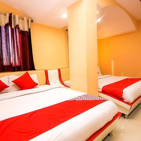 ויסאקפאטנם Oyo 10709 Hotel Sbt מראה חיצוני תמונה